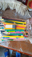 Отдается в дар Цветные и простые карандаши