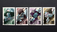 Отдается в дар Космос, спутники. Почтовые марки России, 1993.