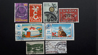 Отдается в дар 8 почтовых марок из 4 стран.