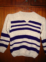 Отдается в дар свитер новый