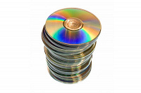 Отдается в дар CD-диски лицензия(метал)