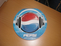 Отдается в дар Коробка для дисков — Pepsi