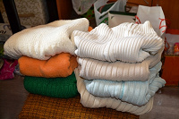 Отдается в дар Теплые кофты, свитера, толстовки осень-зима женские размер 42 (S) 7 шт., б/у хорошее состояние.