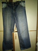 Отдается в дар женские джинсы ориентировочно 44 — 46 — го размера.