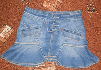 Отдается в дар юбка джинсовая 44 размер