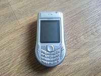 Отдается в дар Смартфон Nokia6630 с зарядкой читайте описание.