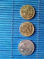 Отдается в дар киргизские монетки