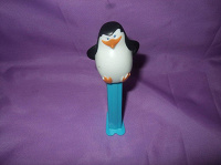 Отдается в дар пингвин из мульта «Мадагаскар» PEZ