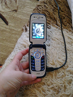 Отдается в дар Моб.телефон Motorola V360, рабочий.