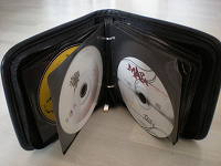 Отдается в дар Набор CD-дисков в коллекцию + СУМКА