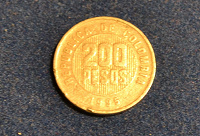 Отдается в дар 200 песо Колумбии 1995 г