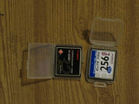 Отдается в дар Compact flash. Карты памяти маленького объема