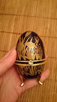 Отдается в дар яйцо фарфор синего цвета)