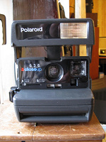 Отдается в дар Фотоаппарат POLAROID 636