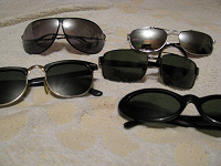 Отдается в дар Солнцезащитные очки-5 шт.
