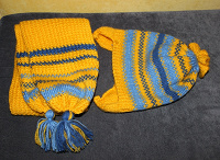 Отдается в дар Вязаный комплект шапка+шарф