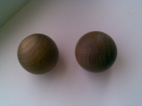Отдается в дар Два деревянных шара