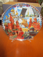 Отдается в дар Сувенирная тарелка Москва-Питер