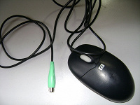 Отдается в дар Мышь чёрный, шариковый,PS2...+он ещё и компьютерный…