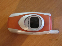 Отдается в дар нерабочий телефон SAMSUNG SGH-E400