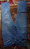 Отдается в дар Мужские легкие джинсы 2 шт.