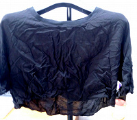 Отдается в дар Болеро или короткая блузоча размер 44-46