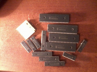 Отдается в дар Микроконтроллеры Microchip серии PIC16 и прочее