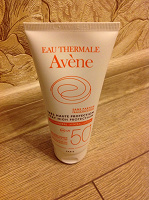 Отдается в дар Солнцезащитный крем avene spf 50