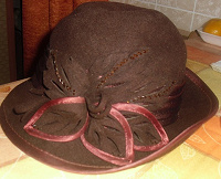 Отдается в дар шляпка коричневая