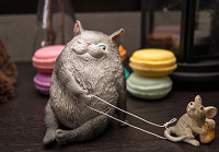Сувенир — кот с мышкой