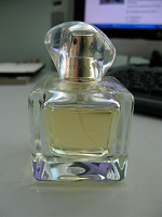 Отдается в дар Avon Tomorrow