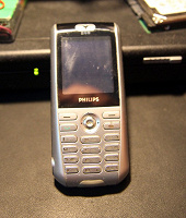 Отдается в дар Труп сотового телефона philips s68