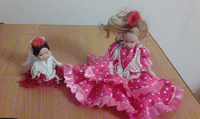 Отдается в дар Две испанские куклы