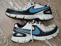Кроссовки NIKE, 24 см по стельке.