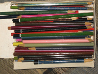 Отдается в дар цветные карандаши