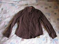 Отдается в дар Вельветовая рубашка-блузка коричневая