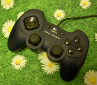 Отдается в дар Джойстик Logitech Dual Action Gamepad