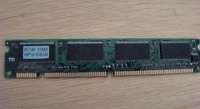 Отдается в дар Планка оперативной памяти PC100 32Mb