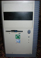Отдается в дар Системный блок Celeron 2.4 MHz