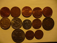 Отдается в дар Монетки 2 в честь 2013 года 13 неделимых штучек