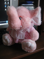 Отдается в дар Розовый слон