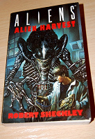Отдается в дар книга на английском «Alien»