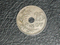 Отдается в дар Бельгийская монета с дырочкой
