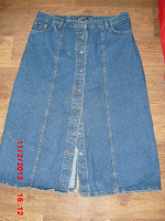 Отдается в дар юбка джинсовая 50-52