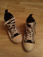 Отдается в дар Кеды под Converse®