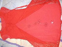Отдается в дар Красное нарядное платье для девочки