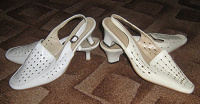 Отдается в дар Летние туфли-крокодильчики :)