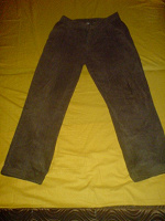Отдается в дар Мужские коричневые вельветовые джинсы KappAhl