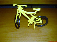 Отдается в дар миниатюрный велосипед! пластик