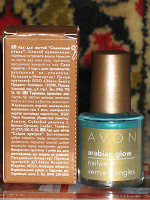 Отдается в дар Лак для ногтей AVON, новый.